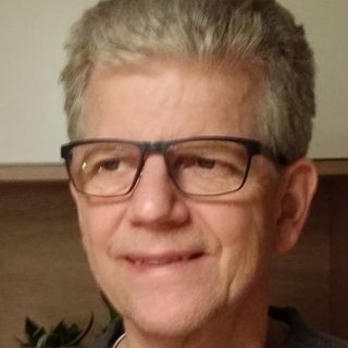 Morris Klokkhammer style=